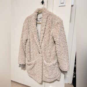 Aritzia Jacket / Cardigan